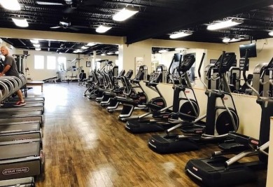 Welcome to Paradise. This 2BR/2BA condo has vaulted ceilings and on On Top Of The World Golf Course in Florida - for sale on GolfHomes.com, golf home, golf lot