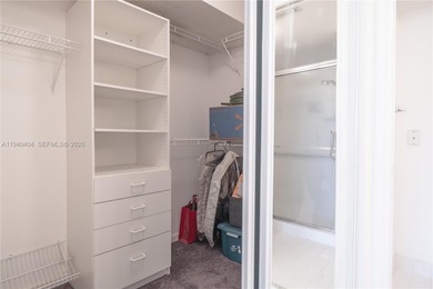 ONE OF THE NEWEST CONDOS IN THE COMPLEX | BUILT IN 1996 | on Sunrise Lakes Phase IV Golf Course in Florida - for sale on GolfHomes.com, golf home, golf lot