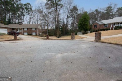 Updated/Renovated (less than 2 years ago) All Brick Home on on West Pines Golf Club in Georgia - for sale on GolfHomes.com, golf home, golf lot