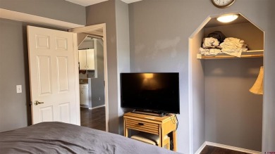 Christina M Rinderle, Durango Land and Homes, C: , christina,  : on Hillcrest Golf Club in Colorado - for sale on GolfHomes.com, golf home, golf lot