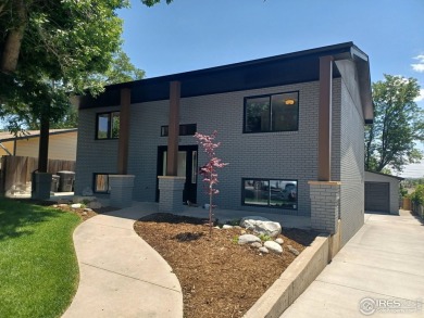 LOCATION, VIEWS and UPDATED FINISHES, this home has it all! on Sunset Golf Course in Colorado - for sale on GolfHomes.com, golf home, golf lot