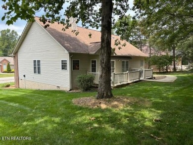 This house is located in a very desirable area of ''FAIRFIELD on Heatherhurst Golf Course in Tennessee - for sale on GolfHomes.com, golf home, golf lot