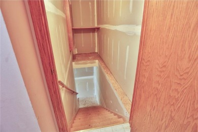 A rare find, high quality spacious, one level living, without an on New Richmond Golf Club in Wisconsin - for sale on GolfHomes.com, golf home, golf lot