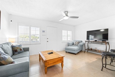 Turnkey, Updated, and Move-In Ready! This beautifully renovated on Tarpon Springs Golf Course in Florida - for sale on GolfHomes.com, golf home, golf lot