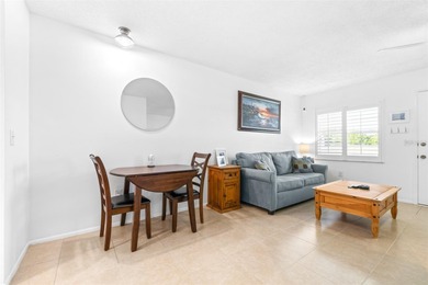 Turnkey, Updated, and Move-In Ready! This beautifully renovated on Tarpon Springs Golf Course in Florida - for sale on GolfHomes.com, golf home, golf lot