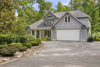 This 3 level home is perfect for a large or multigenerational on Waynesville Country Club Inn in North Carolina - for sale on GolfHomes.com, golf home, golf lot