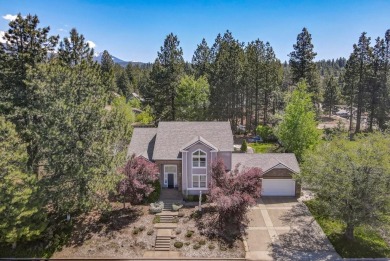 GORGEOUS CUSTOM HOME CLOSE TO EVERYTHING! This stately home on Mount Shasta Resort in California - for sale on GolfHomes.com, golf home, golf lot