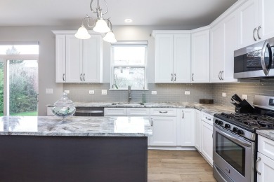 A stunning and spacious Rockefeller model, the largest floor on Bolingbrook Golf Club in Illinois - for sale on GolfHomes.com, golf home, golf lot