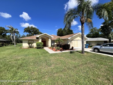 BACK ON MARKET!! BUYERS FINANCING FELL THROUGH !! GET IT BEFORE on Oak Hills Country Club in Florida - for sale on GolfHomes.com, golf home, golf lot