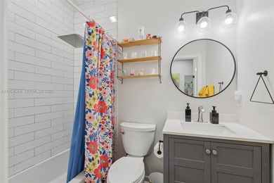 SELLER OFFERING $5,000 TOWARD BUYER'S CLOSING COSTS OR RATE on The Carolina Club in Florida - for sale on GolfHomes.com, golf home, golf lot