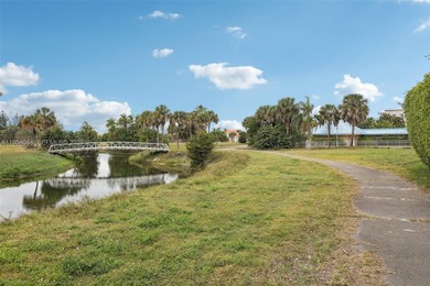 SELLER OFFERING $5,000 TOWARD BUYER'S CLOSING COSTS OR RATE on The Carolina Club in Florida - for sale on GolfHomes.com, golf home, golf lot