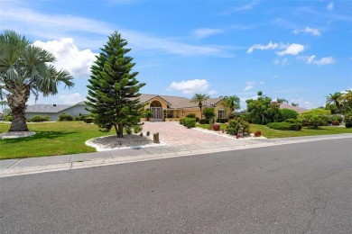 PRICED TO SELL!! Don't miss this incredible opportunity in the on Sandpiper Golf Club in Florida - for sale on GolfHomes.com, golf home, golf lot