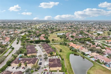 SELLER OFFERING $5,000 TOWARD BUYER'S CLOSING COSTS OR RATE on The Carolina Club in Florida - for sale on GolfHomes.com, golf home, golf lot