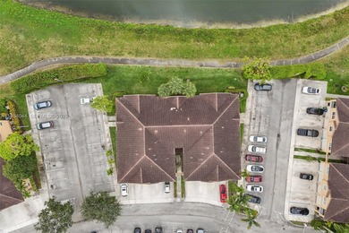 SELLER OFFERING $5,000 TOWARD BUYER'S CLOSING COSTS OR RATE on The Carolina Club in Florida - for sale on GolfHomes.com, golf home, golf lot