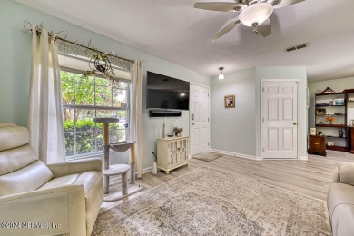 This 3bed/2.5bath townhome has been meticulously maintained and on Golf Club At Fleming Island in Florida - for sale on GolfHomes.com, golf home, golf lot