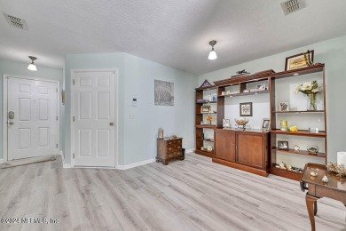 This 3bed/2.5bath townhome has been meticulously maintained and on Golf Club At Fleming Island in Florida - for sale on GolfHomes.com, golf home, golf lot