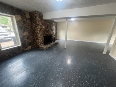 Motivated Seller! Beautiful 3 Bed 2 Bath in Diamond Oaks North
 on Iron Horse Golf Course in Texas - for sale on GolfHomes.com, golf home, golf lot