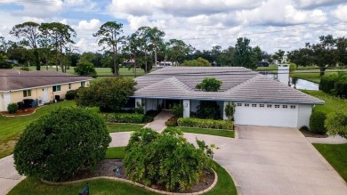 Finally, an updated POOL home in the NON-DEED RESTRICTED on Palm Aire Country Club of Sarasota in Florida - for sale on GolfHomes.com, golf home, golf lot