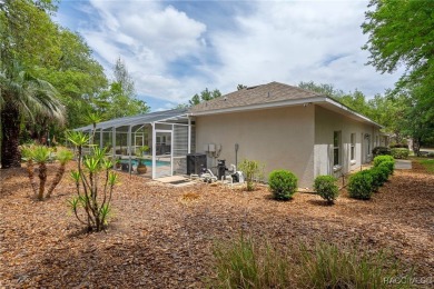 Welcome to this very elegant home in the beautiful community of on Twisted Oaks Golf Club in Florida - for sale on GolfHomes.com, golf home, golf lot