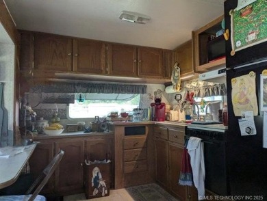 A perfect lot in Flint Ridge RV2. Along with Lot the Seller is on Deer Valley Golf Course in Oklahoma - for sale on GolfHomes.com, golf home, golf lot