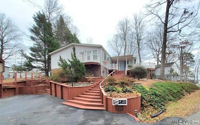 Imagine the New Year in your New Home! This could be it.  Would on River Ridge Golf Club in Virginia - for sale on GolfHomes.com, golf home, golf lot
