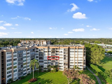 Beautiful 2BD/2BA condo for sale in the secure and gated Park on  in Florida - for sale on GolfHomes.com, golf home, golf lot