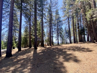 A stunning property! With over 1 acre of land with breathtaking on Lake Almanor West Golf Course in California - for sale on GolfHomes.com, golf home, golf lot