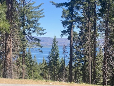 A stunning property! With over 1 acre of land with breathtaking on Lake Almanor West Golf Course in California - for sale on GolfHomes.com, golf home, golf lot