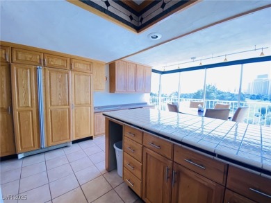 WORLD FAMOUS REGENCY TOWERS HIGH RISE CONDO LOCATED IN THE on Las Vegas Country Club in Nevada - for sale on GolfHomes.com, golf home, golf lot