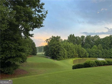 Welcome to this stunning 2-bedroom, 2-bath ranch home in the on Canongate Golf At Sun City Peachtree in Georgia - for sale on GolfHomes.com, golf home, golf lot