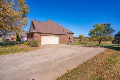 This charming 4-bedroom brick home offers a fantastic on Players Club of Henderson in Kentucky - for sale on GolfHomes.com, golf home, golf lot