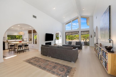 What a beauty & great location! This spacious & very stylish 3 on Mission Hills Golf Club in California - for sale on GolfHomes.com, golf home, golf lot