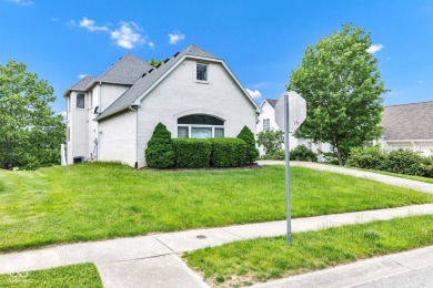 Discover the charm of 6610 Royal Oakland DR, Indianapolis, IN, a on Old Oakland Golf Club in Indiana - for sale on GolfHomes.com, golf home, golf lot