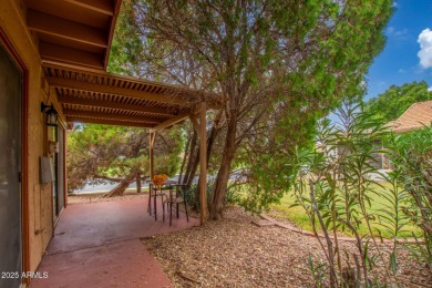 A charming 1 bed, 1 bath townhome in Leisure World is now for on Leisure World Country Club in Arizona - for sale on GolfHomes.com, golf home, golf lot