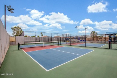 A charming 1 bed, 1 bath townhome in Leisure World is now for on Leisure World Country Club in Arizona - for sale on GolfHomes.com, golf home, golf lot