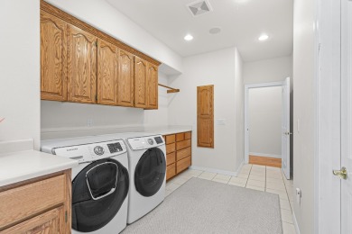 For those seeking luxury and comfort, come enjoy this beautiful on Eagle Point Golf Course in Oregon - for sale on GolfHomes.com, golf home, golf lot