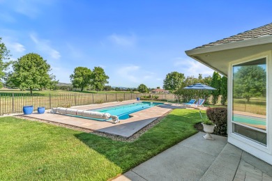 For those seeking luxury and comfort, come enjoy this beautiful on Eagle Point Golf Course in Oregon - for sale on GolfHomes.com, golf home, golf lot