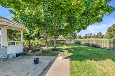 For those seeking luxury and comfort, come enjoy this beautiful on Eagle Point Golf Course in Oregon - for sale on GolfHomes.com, golf home, golf lot