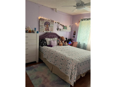 Cozy and updated townhouse located in the beautiful area of on  in Florida - for sale on GolfHomes.com, golf home, golf lot