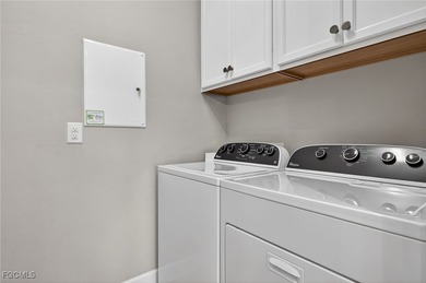 A Beautiful Pulte home in Plantation Somerset it's loaded with on The Plantation Golf and Country Club in Florida - for sale on GolfHomes.com, golf home, golf lot