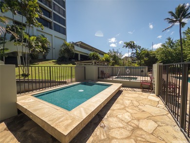 Beautifully Renovated 1-Bedroom with 2 Parking at Pearl Regency! on Pearl Country Club in Hawaii - for sale on GolfHomes.com, golf home, golf lot