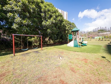 Beautifully Renovated 1-Bedroom with 2 Parking at Pearl Regency! on Pearl Country Club in Hawaii - for sale on GolfHomes.com, golf home, golf lot