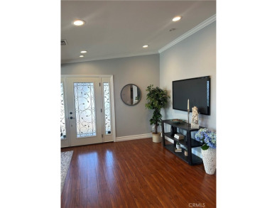 MUTUAL 5 corner expanded unit.  This remarkable single-story on Leisure World Seal Beach Golf Course in California - for sale on GolfHomes.com, golf home, golf lot