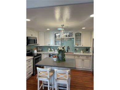 MUTUAL 5 corner expanded unit.  This remarkable single-story on Leisure World Seal Beach Golf Course in California - for sale on GolfHomes.com, golf home, golf lot