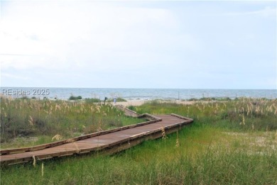 Pride of ownership is clear (a rear deck replaced 2025 on Port Royal Golf and Racquet Club in South Carolina - for sale on GolfHomes.com, golf home, golf lot