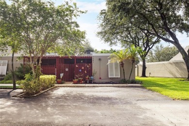 Fabulous Opportunity: charming one-story corner townhome in on Pembroke Lakes Golf Club in Florida - for sale on GolfHomes.com, golf home, golf lot