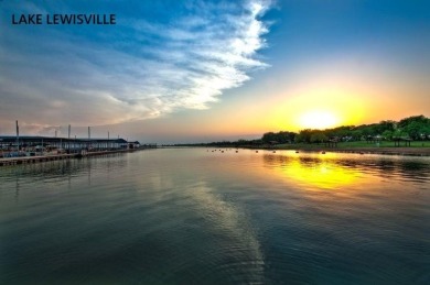 SELLER WILL PAY A $7500 CONCESSION TOWARDS BUYER'S CLOSING on Heritage Lakes - Par 3 - 9 Hole Course in Texas - for sale on GolfHomes.com, golf home, golf lot