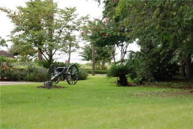 Pride of ownership is clear (a rear deck replaced 2025 on Port Royal Golf and Racquet Club in South Carolina - for sale on GolfHomes.com, golf home, golf lot