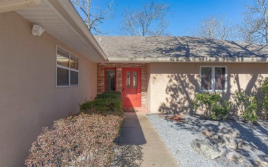 SPACIOUS AND COZY, this home is perfect for your personal oasis on Coronado Golf Course in Arkansas - for sale on GolfHomes.com, golf home, golf lot