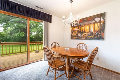 Nicely updated golf villa. Overlooking Eagle Ridge East Golf on  in Illinois - for sale on GolfHomes.com, golf home, golf lot